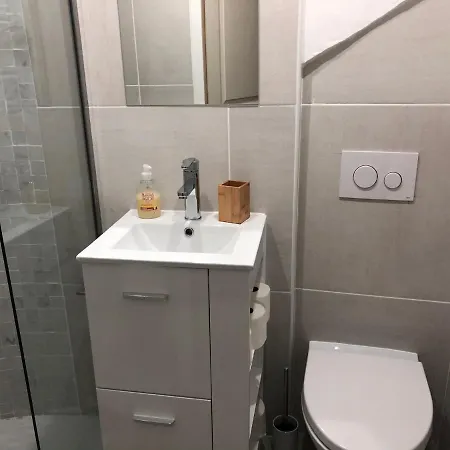Les Olives Wifi Netflix Appart-hotel-Provence La Fare-les-Oliviers Extérieur photo